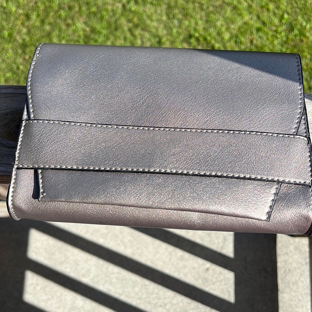 Summer & Rose clutch